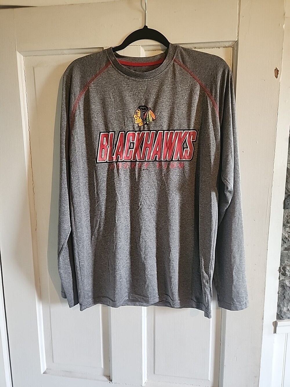 NHL Chicago Blackhawks T Shirt Mens Long Sleeve Polyester Crew Neck Med
